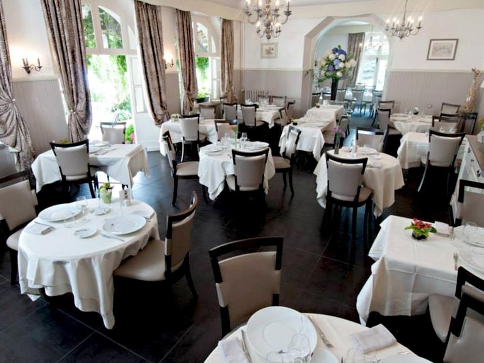 Logis Hotel Restaurant Nougier Saint-Etienne-de-Fursac ภายนอก รูปภาพ