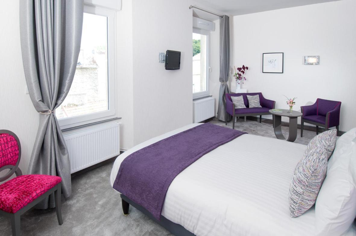 Logis Hotel Restaurant Nougier Saint-Etienne-de-Fursac ห้อง รูปภาพ