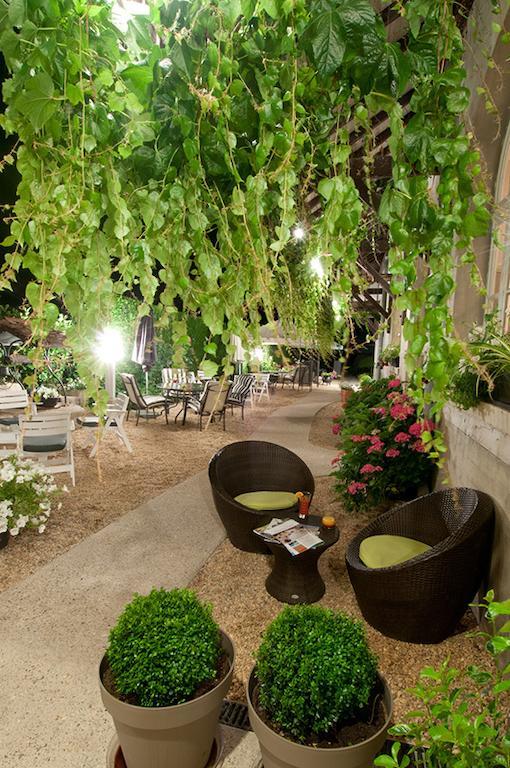 Logis Hotel Restaurant Nougier Saint-Etienne-de-Fursac ภายนอก รูปภาพ